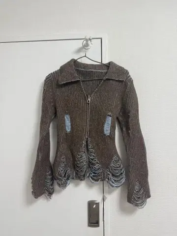 한국 데미지 지퍼 니트 sly moussy martinkim