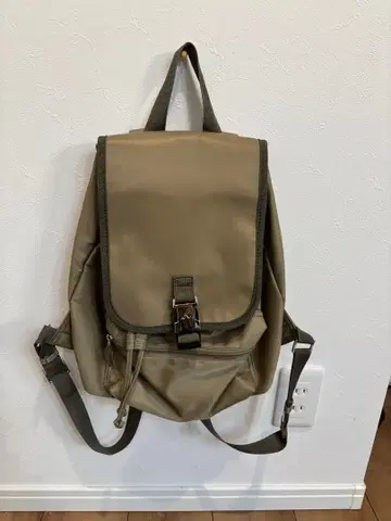 키타무라 카키 플랩식 백팩 K