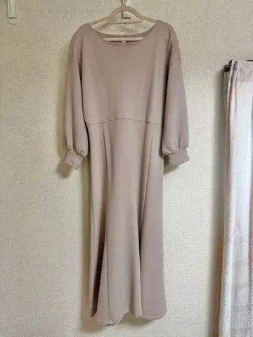 COHINA 더스티 핑크 맨투맨 머메이드 원피스 긴팔