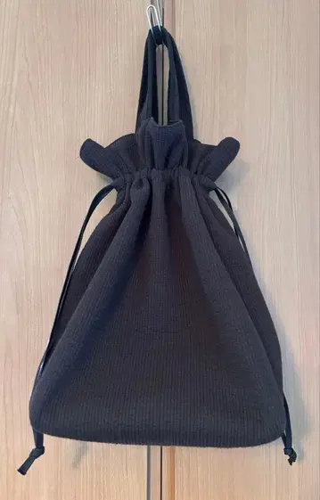 [ 새상품급 ] 비오는날 pionunnal 썸씽 블랙