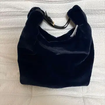 [ 미사용 새상품 ] 언타이틀 UNTITLED 퍼 백 2way 네이비