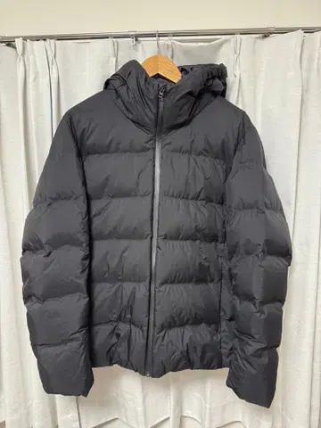 UNIQLO 심리스 다운