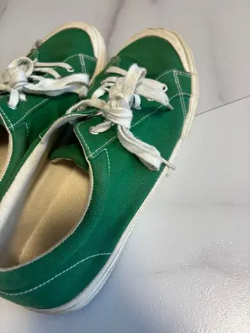 그린 캔버스 로우컷 스니커즈