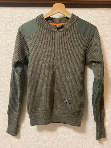 AIGLE ARMY 스웨터 S 사이즈