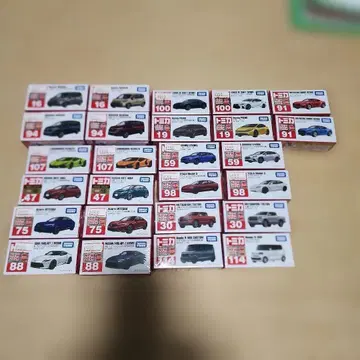 토미카 2024년 모델 풀 컴프, 카즈, 기타 카즈는 개봉 정크 취급