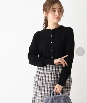 [ 택 포함 미사용 새상품 ] 인덱스 비쥬 버튼 크루넥 가디건 L