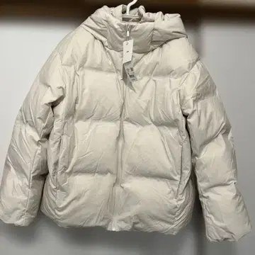심리스 다운 택 포함 새상품 UNIQLO XL 화이트 다운 자켓