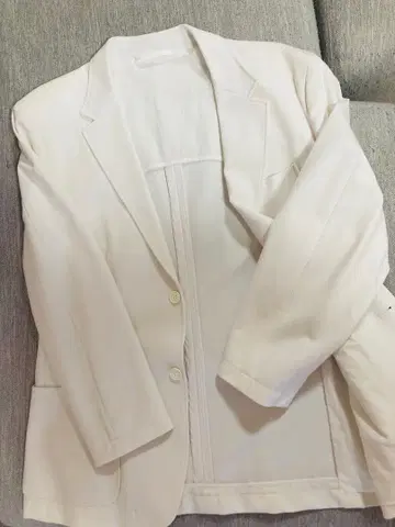 새상품급 딕 비켐버그 DIRK BIKKEMBERGS 테일러드 자켓