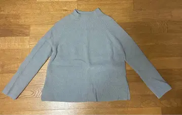 [하자품] 블루 그레이 긴팔 니트 사이드 슬릿