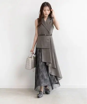 [ 4가지 사이즈 전개 ] 레이스 플리츠 도킹 레이어드 원피스