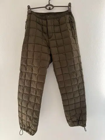 TAION 퀼팅 팬츠 올리브