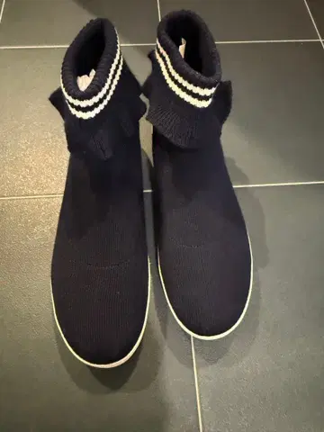 오프닝 세레모니 네이비 니트 부츠