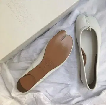 메종 마르지엘라 타비 발레 37 사이즈 White