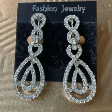 롱 귀걸이 실버색 큐빅 비쥬 파티