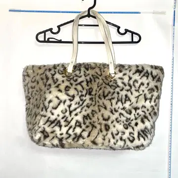 사만다 타바사 레오파드 무늬 토트백 파우치 포함