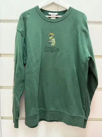 LEFT ALONE 트레이닝복