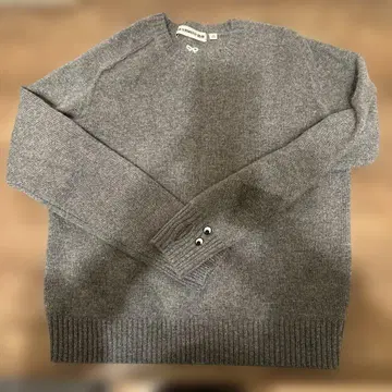 UNIQLO 안야 힌드마치 그레이 긴팔 스웨터 리브 편직