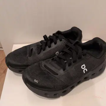 ON 러닝화 클라우드 GO 27.5cm