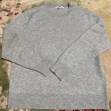 유니클로 캐시미어 100% 크루넥 니트 여성용 L 그레이 새상품급