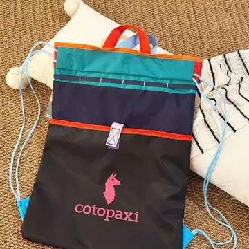 cotopaxi 블랙 백팩