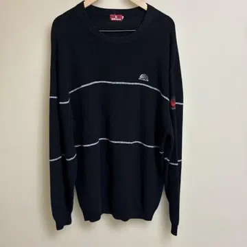 Hellrazor 네이비 스트라이프 니트 스웨터