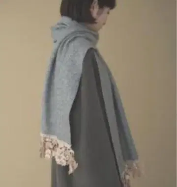 미나 페르호넨 스톨 forest parade 그레이