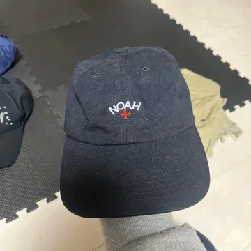NOAH 네이비 자수 로고 캡