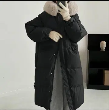 퍼 달린 롱 다운 자켓 블랙