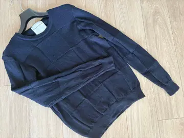 STEPHAN SCHNEIDER 스테판슈나이더 네이비 니트