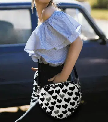 펀치 de 하트 숄더백 / Think Bee!