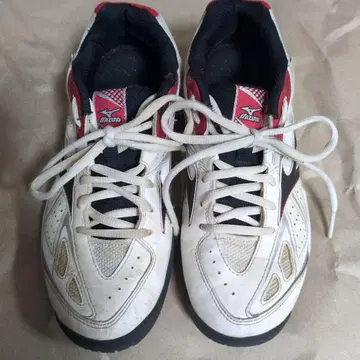 Mizuno 테니스화 화이트/레드/블랙