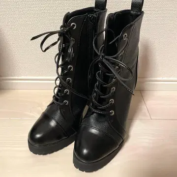 [ 새상품급 ] 미셸 마카롱 레이스업 숏부츠 가죽 블랙 22.5