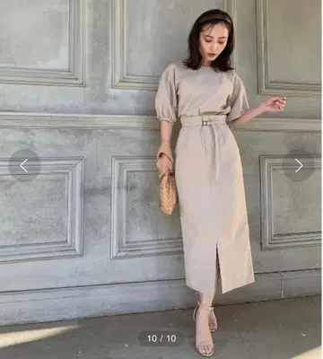 anuans (아뉴앙스) 타이트 스커트 베이지 허리 마크 슬릿