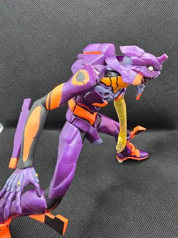 에반게리온 초호기 피규어