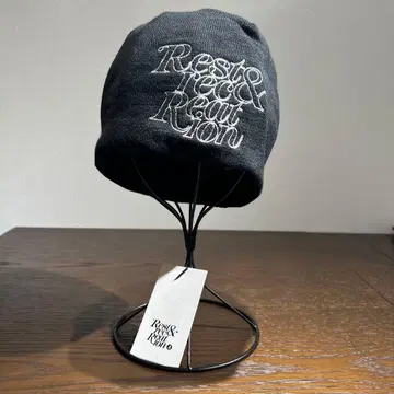 Rest&Reaction 블랙 니트 모자