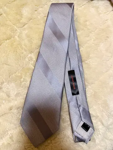 [결혼식용] 실버 스트라이프 넥타이 일본제 실크 100%
