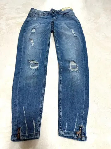 ZARA34 데미지 가공 슬림핏 데님 Z170/75