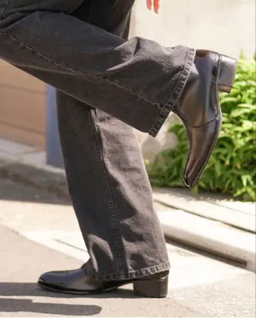 clutch 지퍼 앵클부츠 black