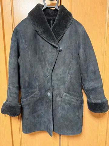 리얼 무스탕 자켓 정품 블랙 블랙