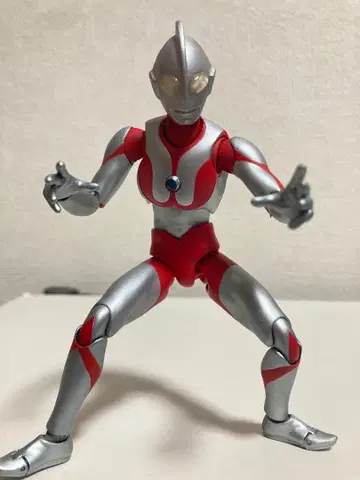 ULTRA-ACT 울트라맨 리뉴얼 ver