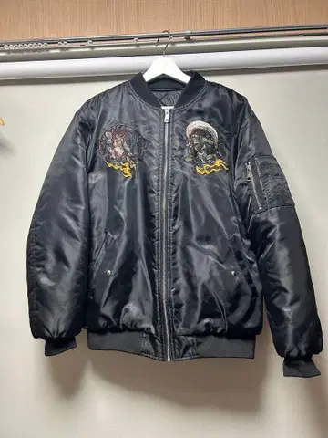 풍신뇌신 자수 장식 블랙 스카잔 MA1