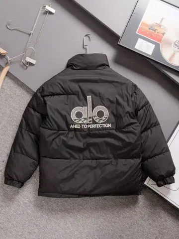새상품 alo 블랙 다운 자켓