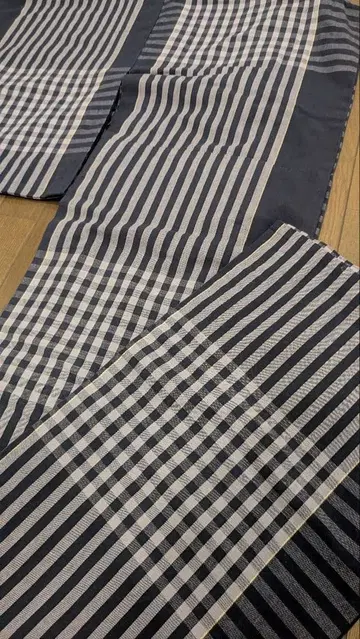 이세 목화 기모노 체크와 스트라이프 네이비와 화이트