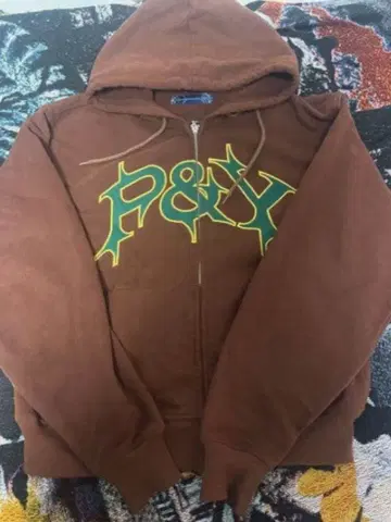 펑크앤드요 브라운 후드티