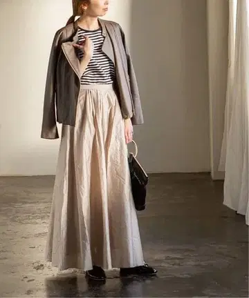 택 포함 새상품 노블 시어 타프타 맥시 스커트