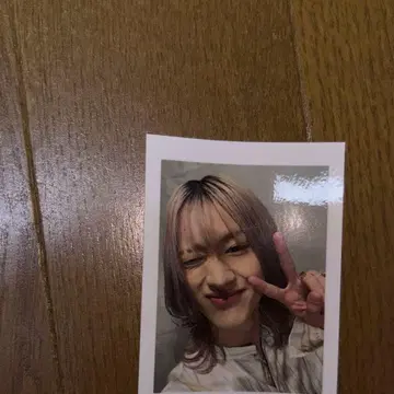 모리 키라리 스크래치 손 클럽