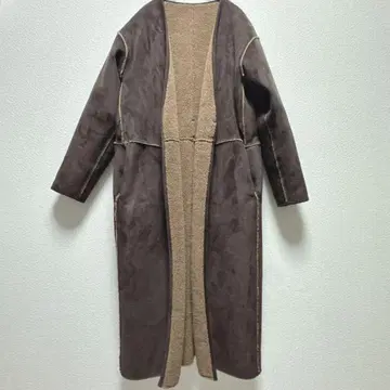 [ 니코앤드 ] 무스탕풍 브라운 롱 코트 리버서블 M 사이즈