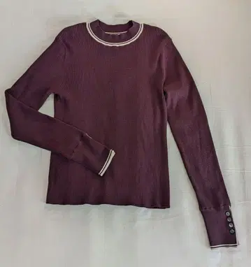 내추럴 뷰티 바이컬러 라인 리브 니트 브라운 크루넥