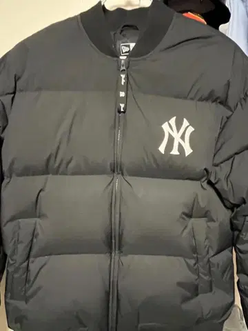 New Era 뉴욕 양키스 다운 자켓