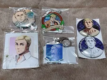 진격의 거인 엘빈 캔뱃지 아크릴 키링 세트